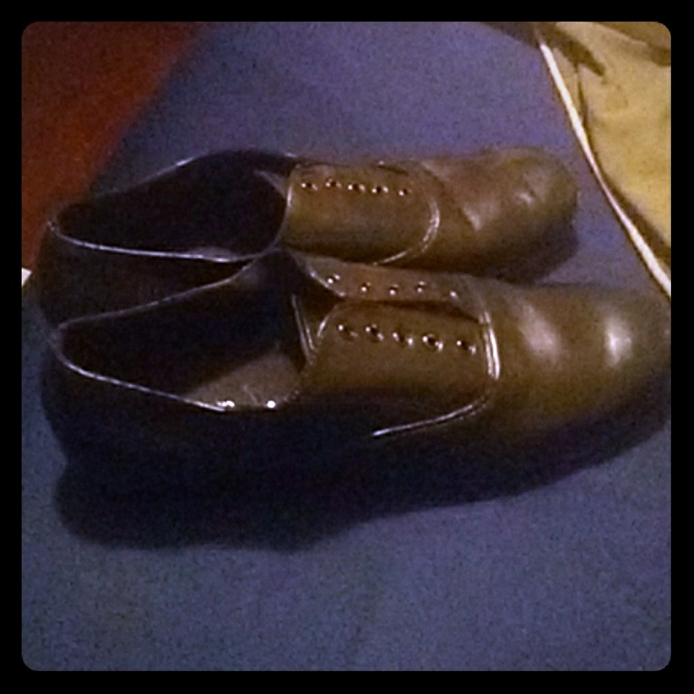 Ballroom dance shoes